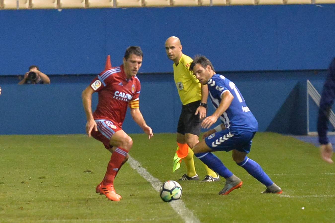 La victoria del Real Zaragoza deja al Lorca FC más hundido