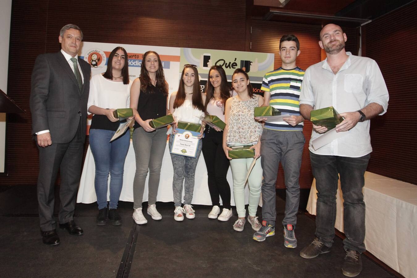 El grupo 'Periodistas' del instituto Santa María de los Baños de Fortuna consigue el primer premio del certamen organizado por 'La Verdad'