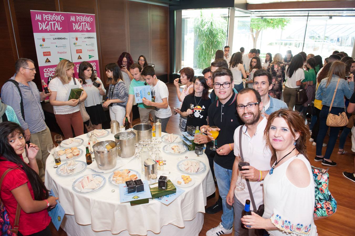 El acto de entrega de premios sirvió también para reconocer al colegio Antonio de Nebrija y a su profesor Pedro González Romero por su constancia en el concurso.