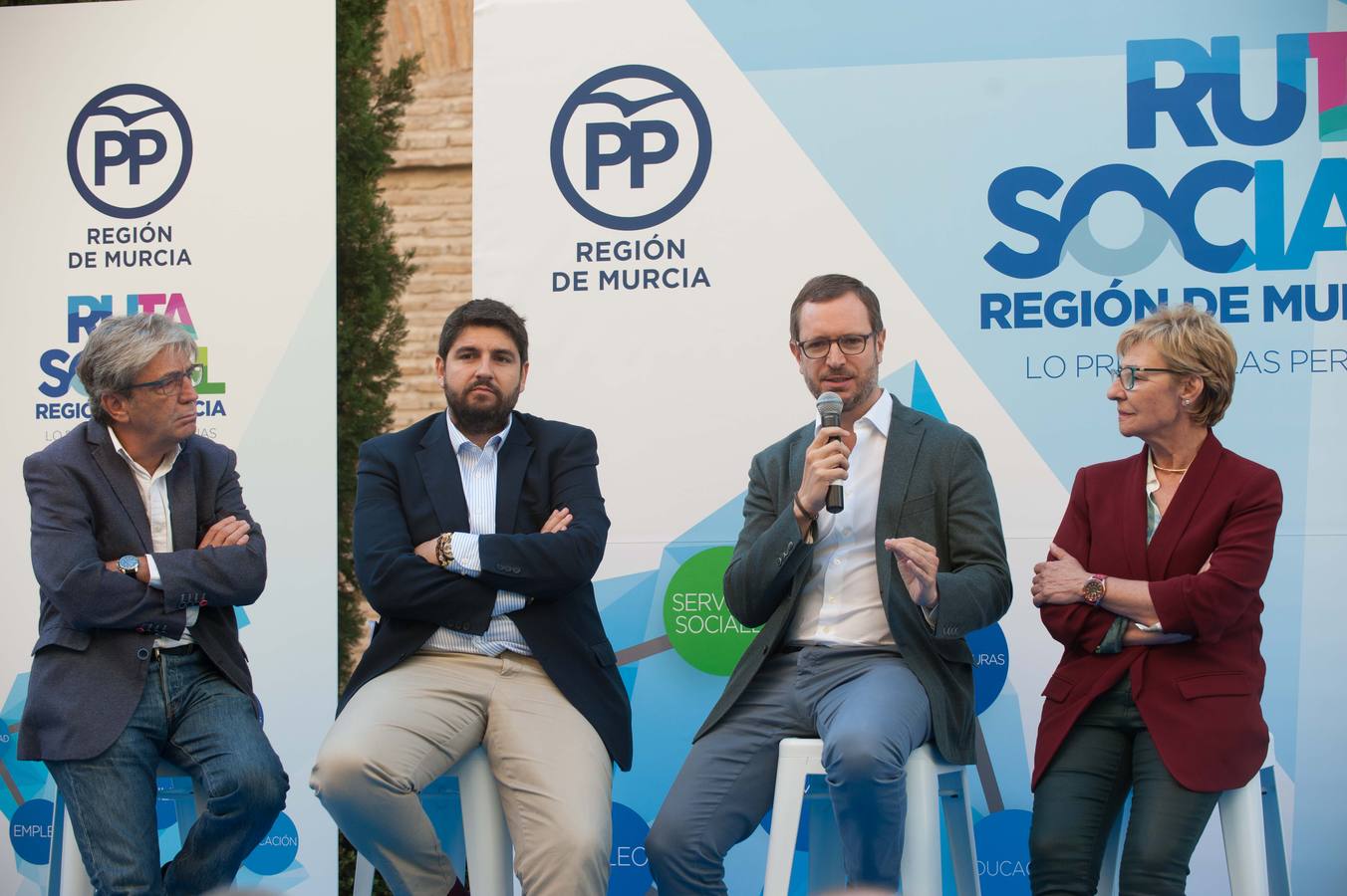 Javier Maroto explica que el objetivo es «ponerle cariño y voz a todo lo que se hace desde el partido» para favorecer a las personas