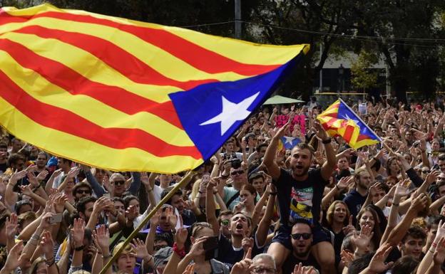 El Gobierno avisa de que Cataluña perdería un tercio de su riqueza fuera de España
