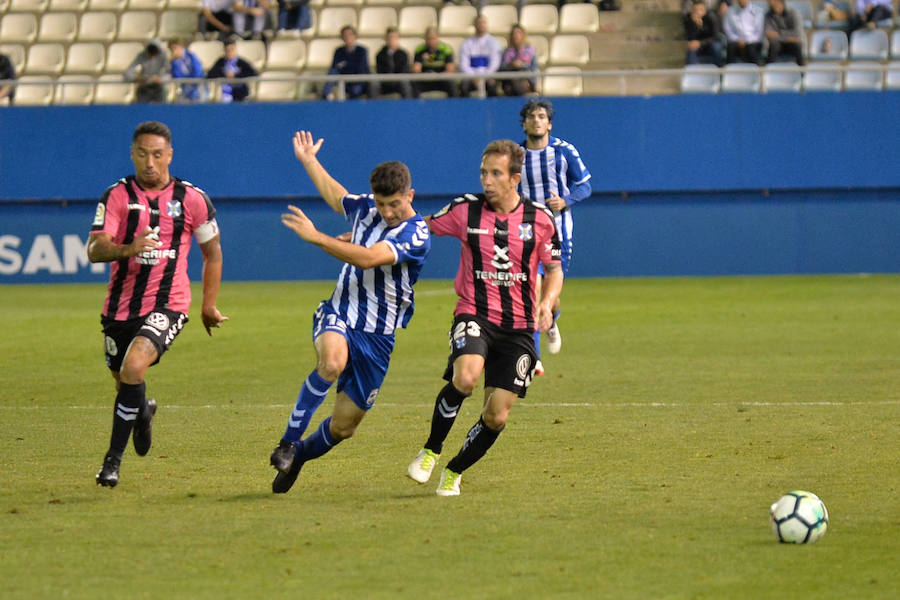 Después de ir por delante en el marcador durante todo el encuentro, el conjunto blanquiazul encaja un gol en el minuto 83 que le condena a sumar cuatro partidos consecutivos sin ganar