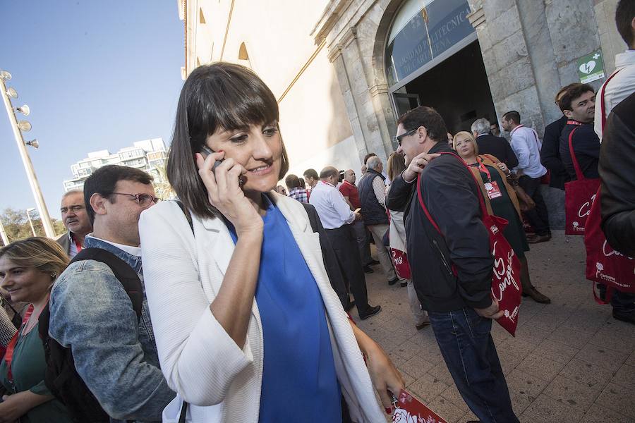 La jornada inaugural del cónclave de los socialistas murcianos, celebrado en Cartagena, ha contado con la presencia del secretario general del PSOE, Pedro Sánchez