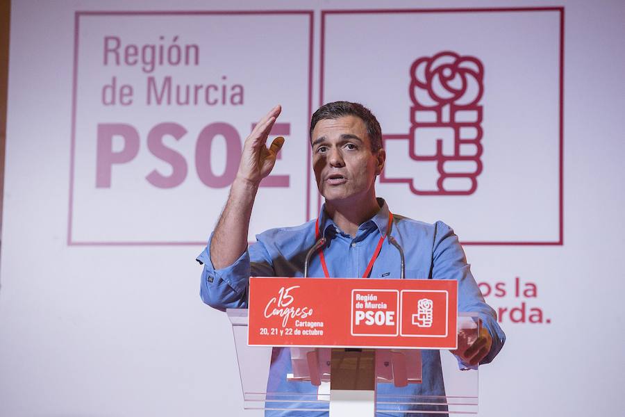 La jornada inaugural del cónclave de los socialistas murcianos, celebrado en Cartagena, ha contado con la presencia del secretario general del PSOE, Pedro Sánchez