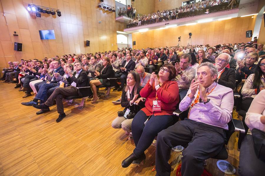 La jornada inaugural del cónclave de los socialistas murcianos, celebrado en Cartagena, ha contado con la presencia del secretario general del PSOE, Pedro Sánchez