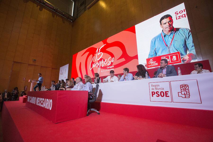 La jornada inaugural del cónclave de los socialistas murcianos, celebrado en Cartagena, ha contado con la presencia del secretario general del PSOE, Pedro Sánchez