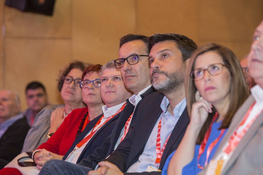 La jornada inaugural del cónclave de los socialistas murcianos, celebrado en Cartagena, ha contado con la presencia del secretario general del PSOE, Pedro Sánchez