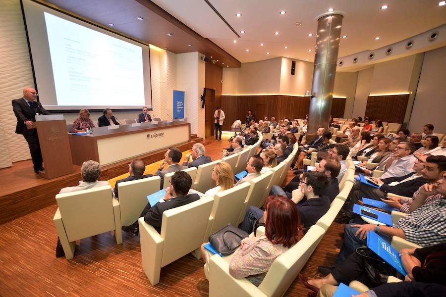 Juan Hernández afirma que hay que «adecuar la legislación regional universitaria al marco jurídico nacional, sobre todo, para que nuestras universidades puedan adecuarse a un marco internacional y global»