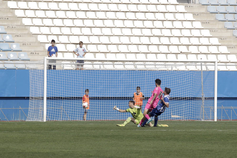 El Lorca Deportiva, que esperaba remontar, encaja una goleada sonrojante