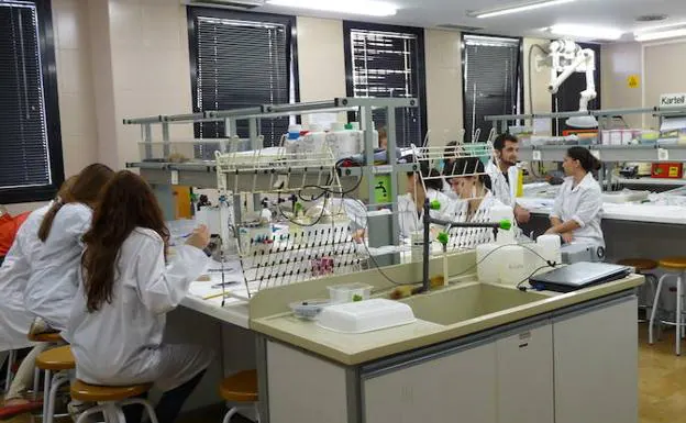 Laboratorio de la Facultad de Veterinaria de la UMU.