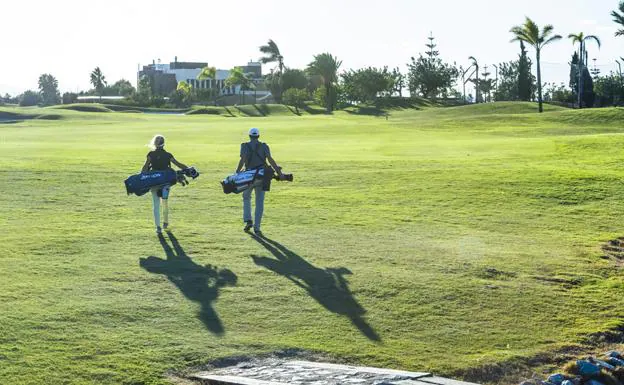 Vuelve el torneo navideño 'El décimo' a Roda Golf Course