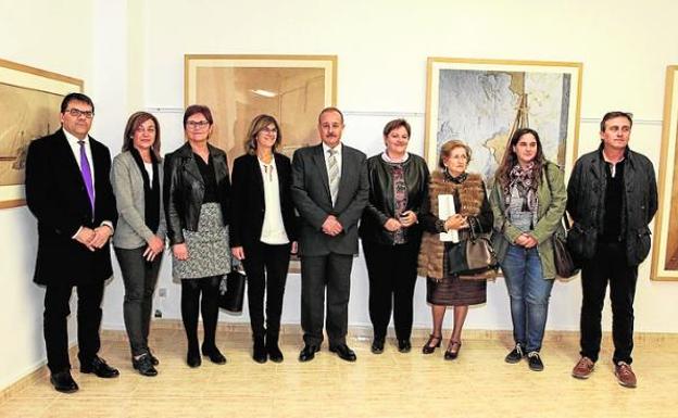 Jesús Lozano Saorín (c), con autoridades e invitados.