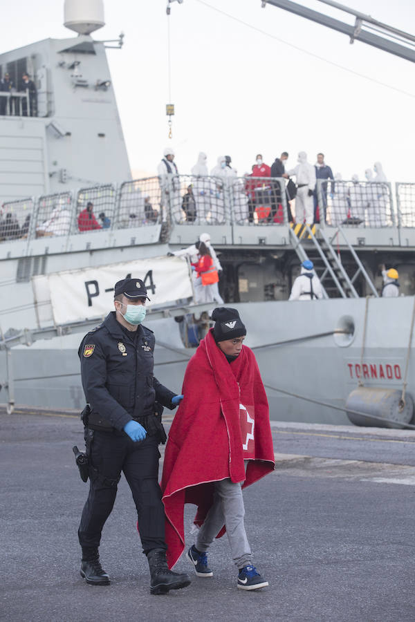 Casi medio millar de personas han llegado a las costas de la Región en una nueva oleada de pateras
