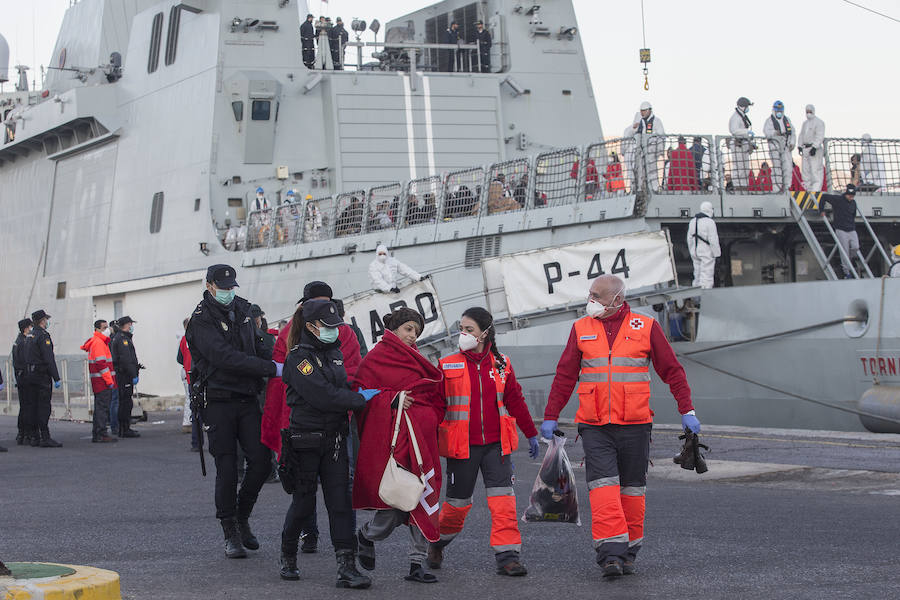 Casi medio millar de personas han llegado a las costas de la Región en una nueva oleada de pateras