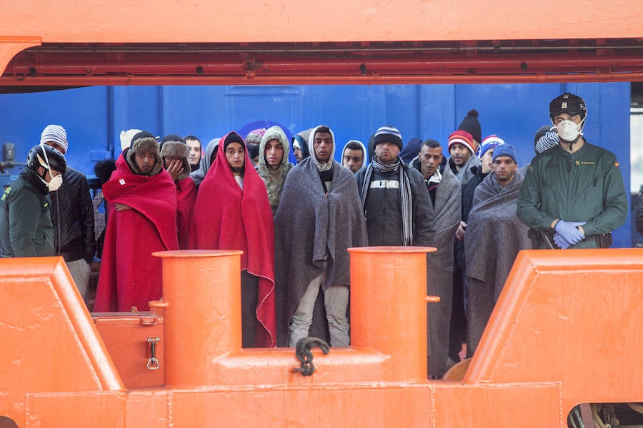 Casi medio millar de personas han llegado a las costas de la Región en una nueva oleada de pateras