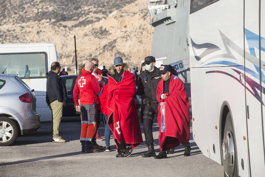 Casi medio millar de personas han llegado a las costas de la Región en una nueva oleada de pateras