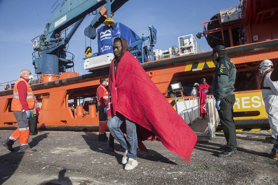 Casi medio millar de personas han llegado a las costas de la Región en una nueva oleada de pateras