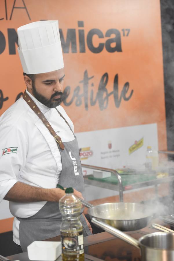 Ponencia 'Filosofía LDE. Segunda temporada', impartida por David López (Local de Ensayo).