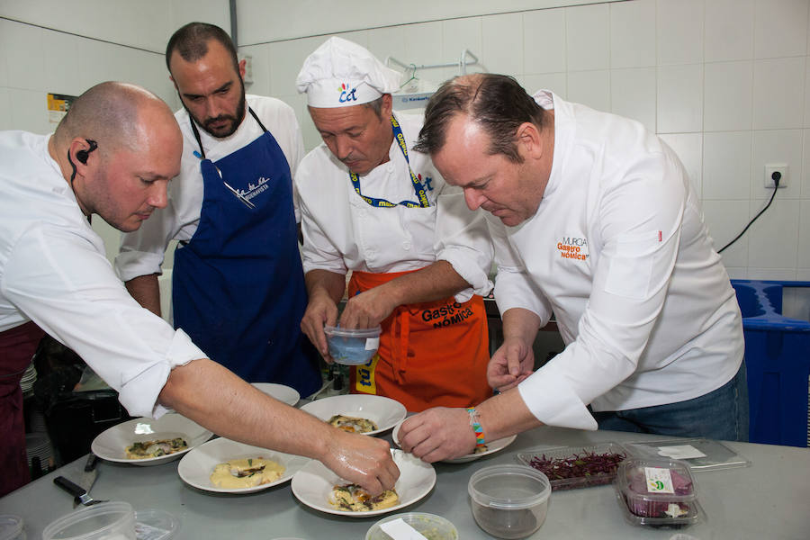 El Auditorio Víctor Villegas se abarrotó de curiosos de la cocina dispuestos a disfrutar de las creaciones y ponencias de los grandes exponentes de la gastronomía nacional