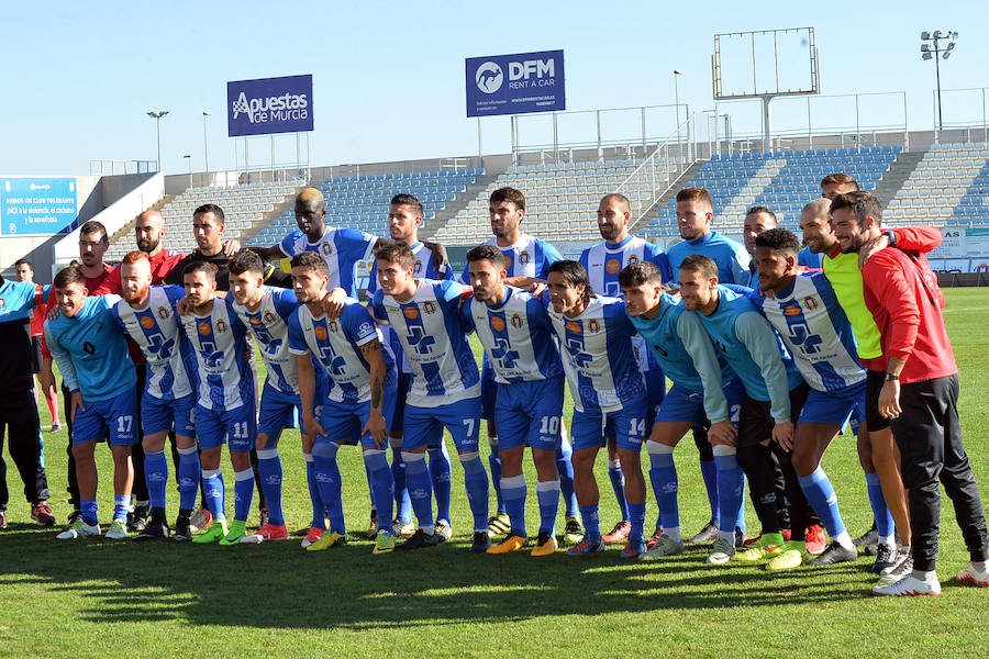 El Lorca Deportiva ganó por 3-2 al At. Las Palmas