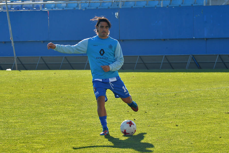 El Lorca Deportiva ganó por 3-2 al At. Las Palmas