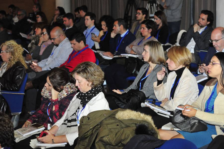 'La Verdad' organiza conferencias y mesas redondas en el Archivo Regional de la mano de profesionales influyentes de la Red. 