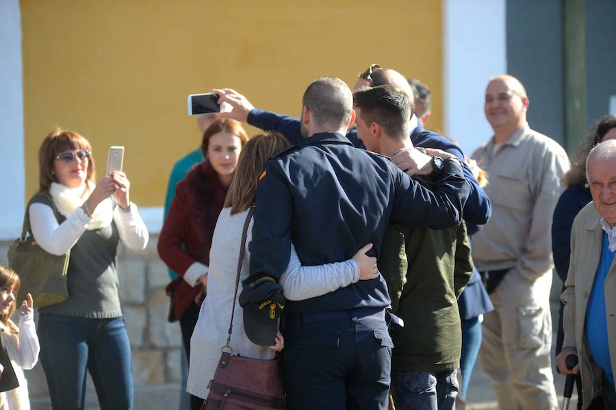 El buque de investigación oceanográfica 'Hespérides' zarpó este viernes desde el Arsenal Militar de Cartagena para emprender una campaña antártica, que se desarrollará hasta finales del próximo mes de mayo. Durante los próximos seis meses, será plataforma para tres proyectos de investigación y dará soporte técnico a otros catorce que realizarán científicos españoles en aguas australes, así como en las bases que España tiene en el continente helado.