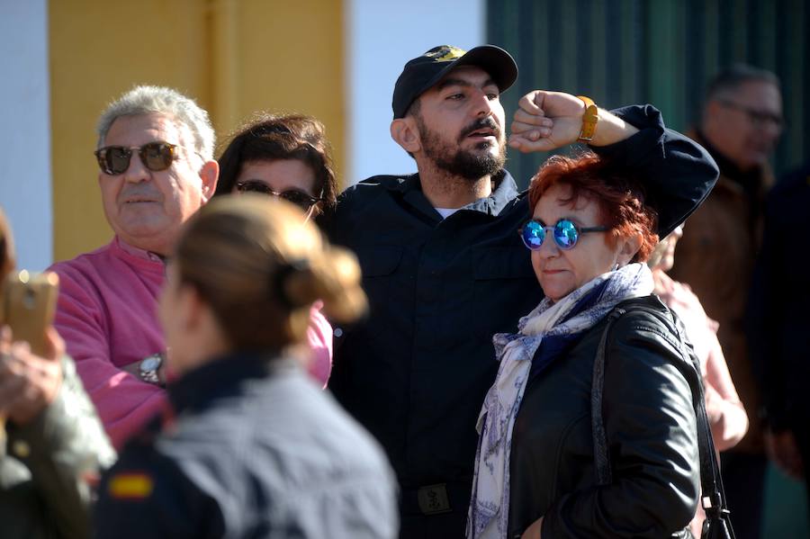 El buque de investigación oceanográfica 'Hespérides' zarpó este viernes desde el Arsenal Militar de Cartagena para emprender una campaña antártica, que se desarrollará hasta finales del próximo mes de mayo. Durante los próximos seis meses, será plataforma para tres proyectos de investigación y dará soporte técnico a otros catorce que realizarán científicos españoles en aguas australes, así como en las bases que España tiene en el continente helado.