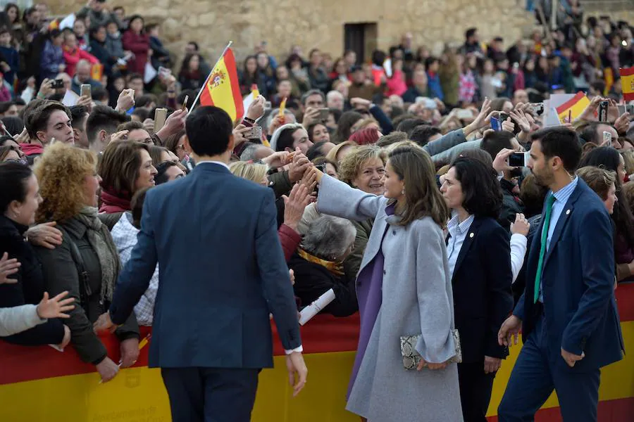 Don Felipe y Doña Letizia el Santuario de la Vera Cruz y la exposición 'Signum' en la iglesia de la Compañía de Jesús