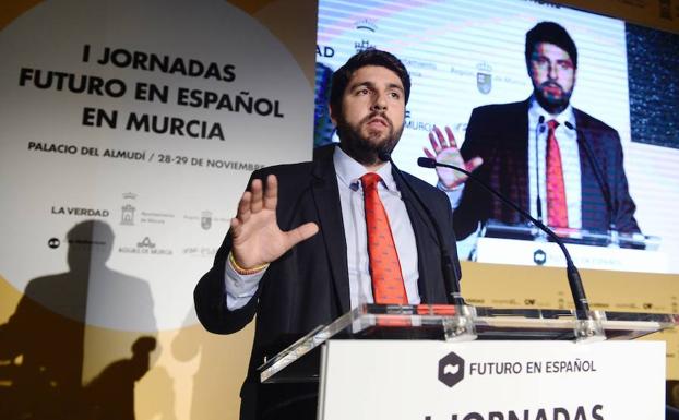 Fernando López Miras, en la clausura del foro Futuro en Español. 