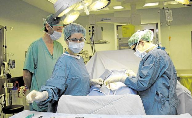 Murcia, tercera comunidad con mayor tasa de pacientes en espera para operarse