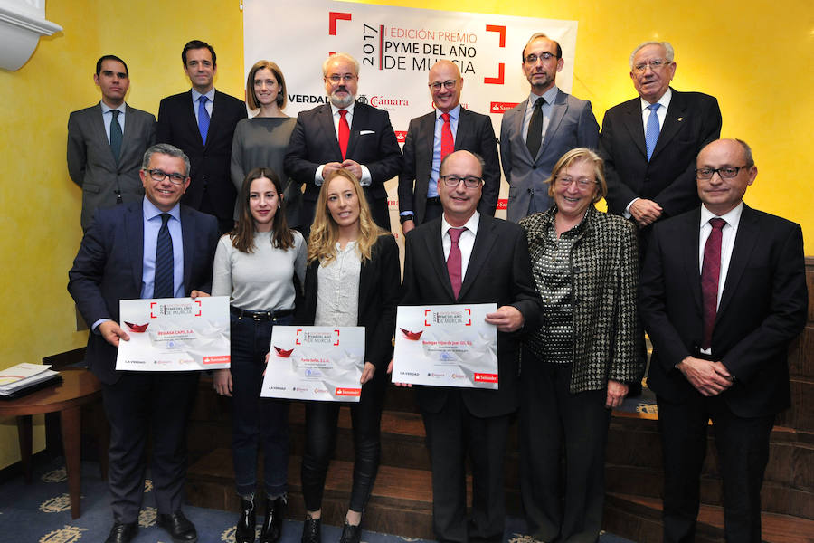 Bodegas Hijos de Juan Gil recibe un galardón convocado por la Cámara de Comercio de Murcia y el Banco Santander, con la colaboración del diario 'La Verdad'