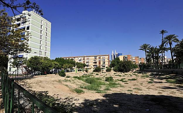 Solar en el barrio de La Paz.