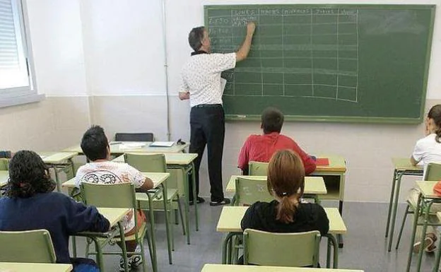 El Ministerio convoca 1.000 plazas para ser maestro alrededor de todo el mundo