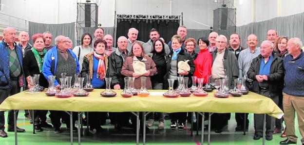 Niños y mayores disfrutando en el encendido del alumbrado.