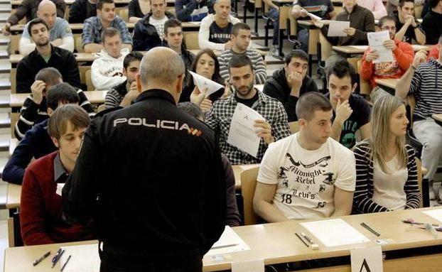 ¿Aprobarías el nuevo examen de ortografía de las oposiciones a Policía Nacional?
