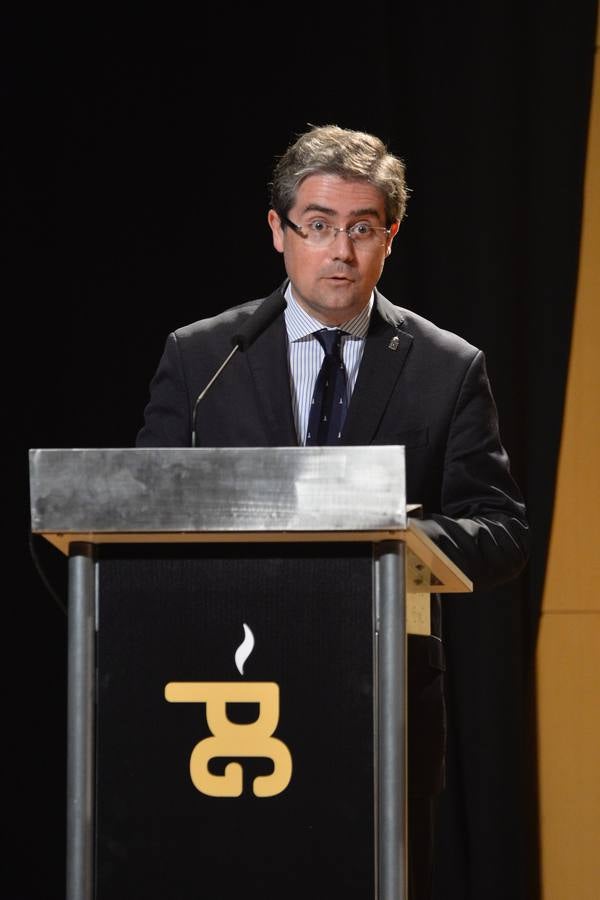 'La Verdad' reconoce a Cabaña Buenavista (que dirige Pablo González Conejero, con dos estrellas Michelin), Jesús López Blázquez (jefe de sala de Cabaña Buenavista), La Pequeña Taberna (que lidera Francisco Miguel López), Juan Antonio García (jefe de cocina del restaurante El Churra), Local de Ensayo (el restaurante revelación dirigido por el chef David López Carreño) y el maestro Raimundo González Frutos, premiado en reconocimiento a toda una vida, quien no pudo asistir al evento y cuyo premio recogió Adolfo Fernández