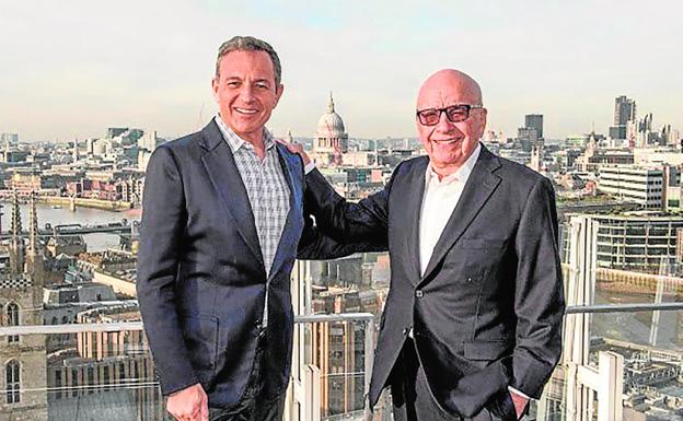 El consejero delegado de Disney, Robert Iger, y el presidente de Fox, Rupert Murdoch.