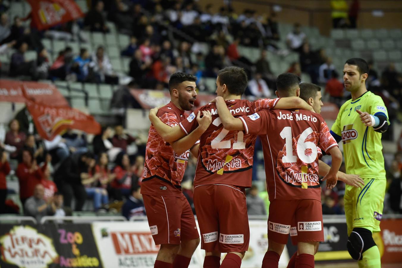 Con los ecos del 12-1 al Naturpellet Segovia, ElPozo se presentó este viernes de nuevo en casa, ante unos aficionados que volvieron a demostrar que los partidos contra los rivales de la zona baja no les atraen