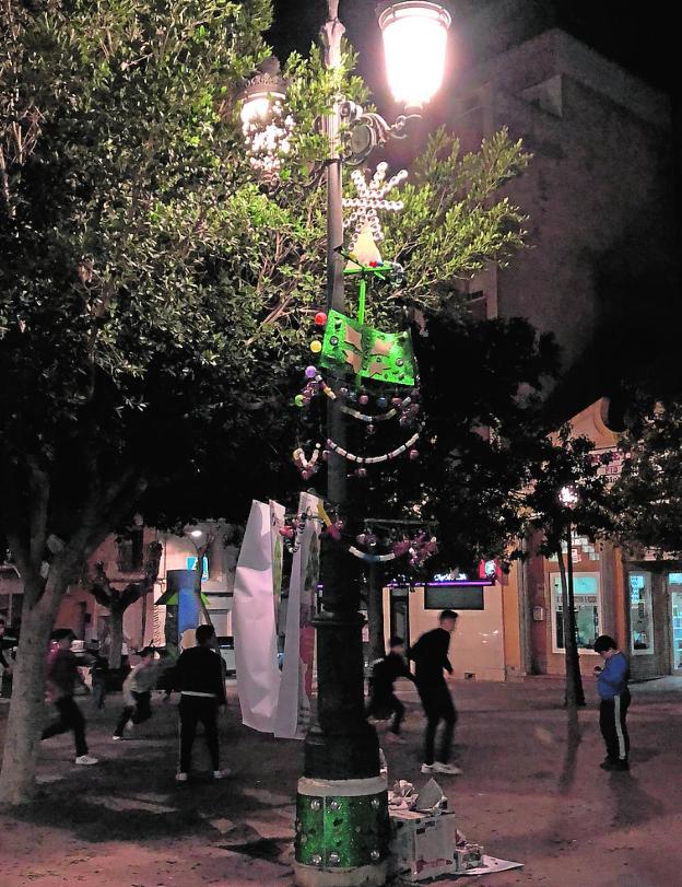 Un 'eco árbol' para el reciclaje