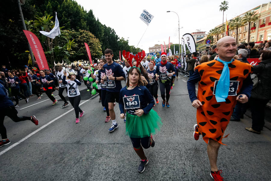 Miles de corredores se han dado cita para despedir el año corriendo en una multitudinaria prueba