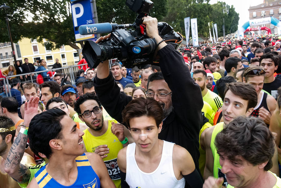 Miles de corredores se han dado cita para despedir el año corriendo en una multitudinaria prueba