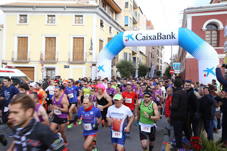 Cerca de mil corredores se han dado cita en la carrera que ha despedido el año en Lorca