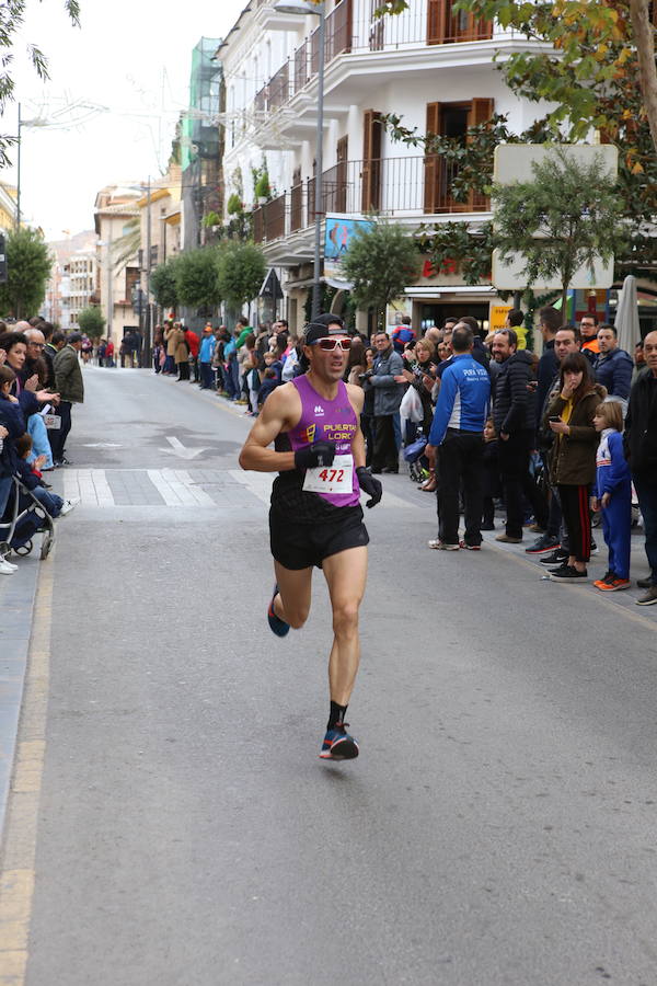 Cerca de mil corredores se han dado cita en la carrera que ha despedido el año en Lorca