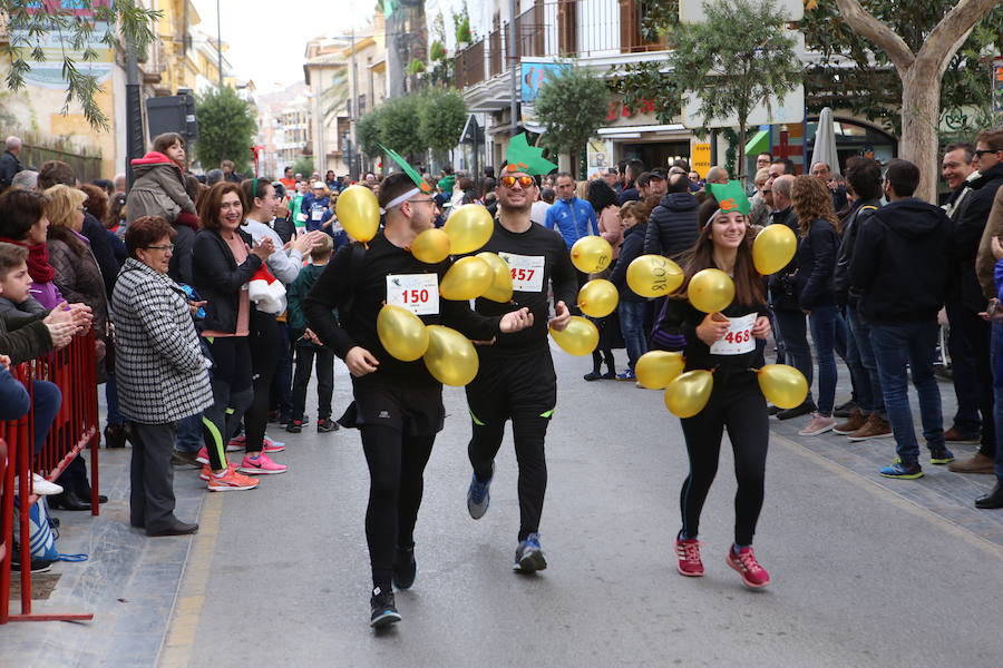 Muchos de los corredores acudieron disfrazados tal y como manda la tradición