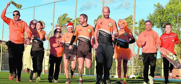 Los Rajaos Runners de Alcantarilla no se quieren perder la San Silvestre; en la imagen, en un entrenamiento de esta semana para preparar la carrera.