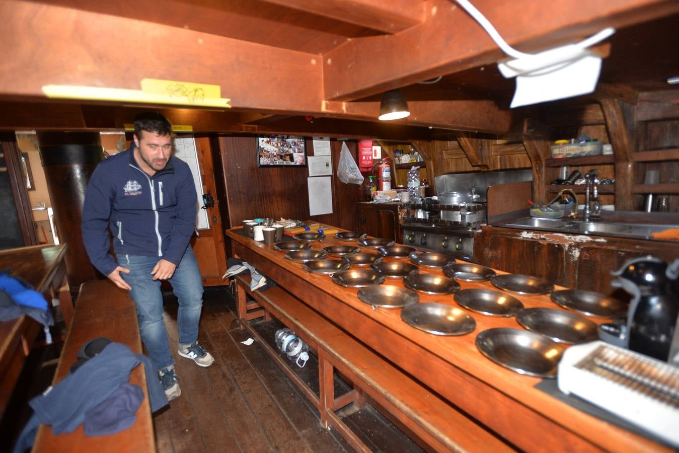 El 'Andalucía, que se encuentra atracado en el puerto pesquero de Águilas desde el pasado martes, puede visitarse hasta el próximo domingo.