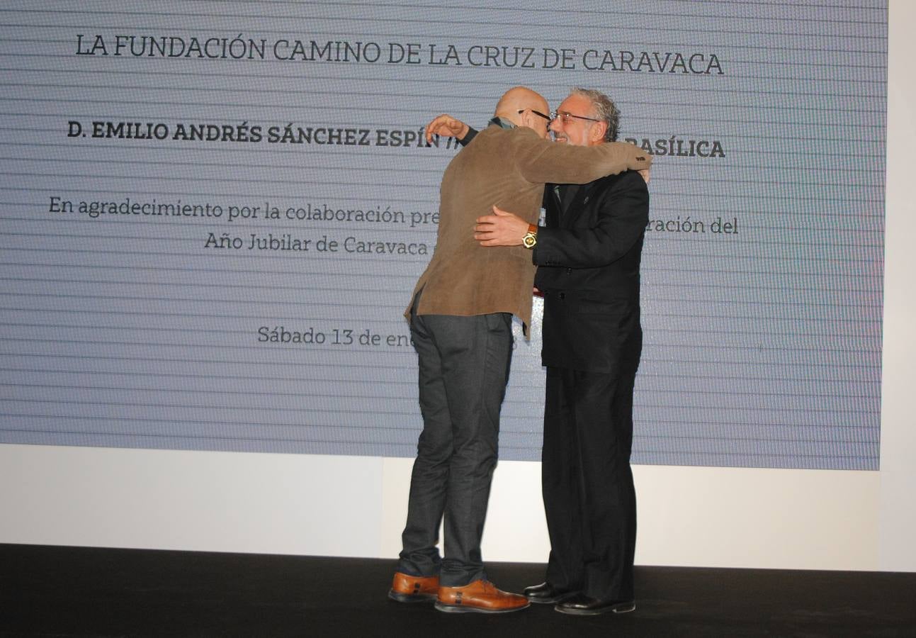 El presidente de la Comunidad agradece en el evento 'Gracias, Caravaca de la Cruz Año Jubilar 2017' el trabajo de la gente que ha hecho posible que este sea «el acontecimiento cultural, turístico y religioso más importante de España»