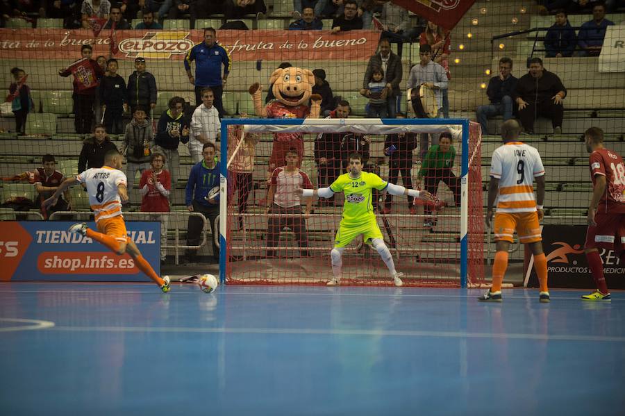 El conjunto de Duda remonta una desventaja de hasta tres goles y consigue llevarse un encuentro marcado por el debut de Xuxa y Fernando Drasler y las paradas de Raúl Jerez