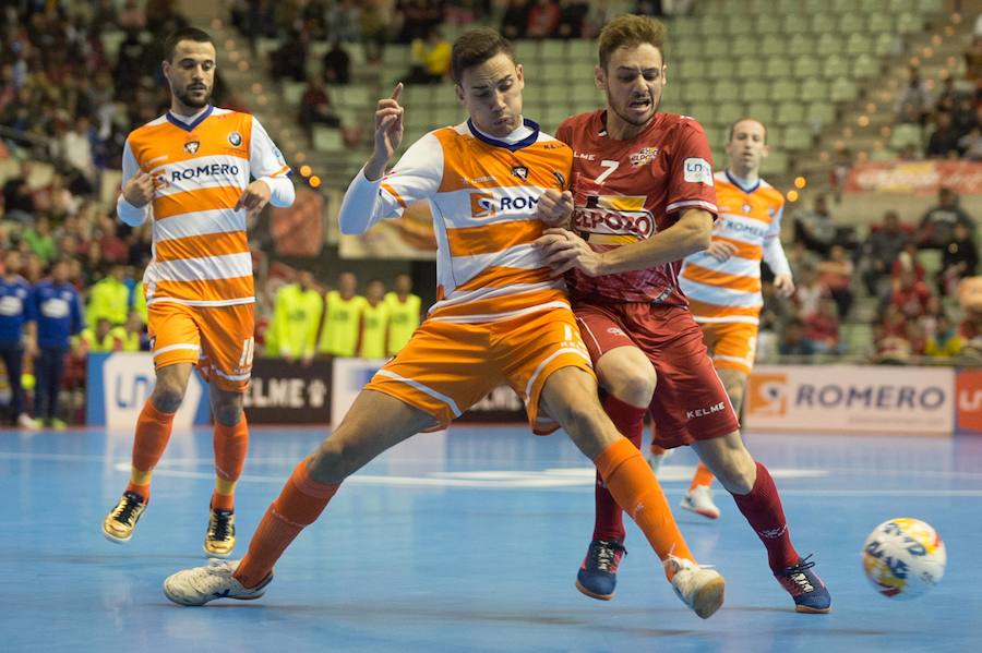 El conjunto de Duda remonta una desventaja de hasta tres goles y consigue llevarse un encuentro marcado por el debut de Xuxa y Fernando Drasler y las paradas de Raúl Jerez